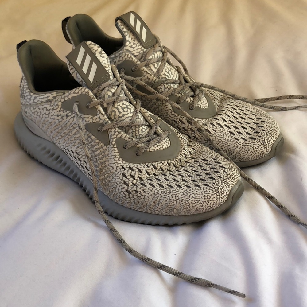 Adidas Alpha Bounce